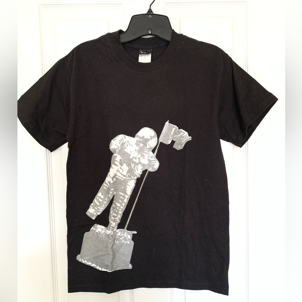 MTV Awards SWAG 2007 Man On The Moon T Shirt & Mini Roulette Game NWOT